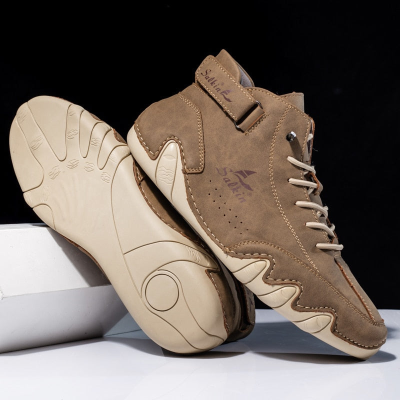 Bovenaanzicht van de Ethan herenschoenen, elegant en functioneel ontwerp met focus op comfort.