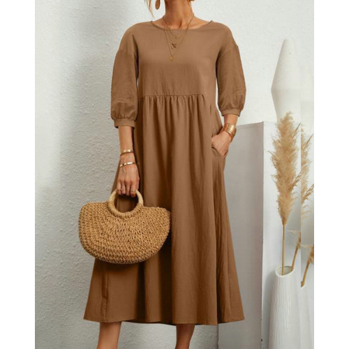 Dames elegante smockdetail jurk met korte mouwen en midi-lengte, een veelzijdige toevoeging aan je zomergarderobe.
