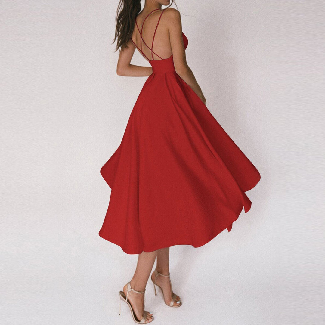 Klassieke avondjurk dames, tijdloos elegant design, perfecte feestkleding voor een chique look.