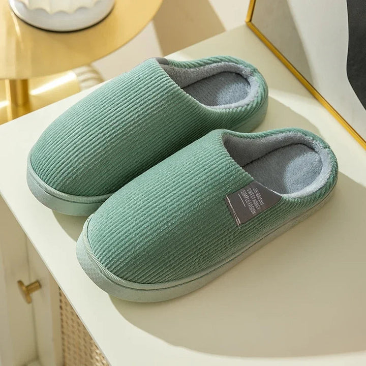 SunStride winterpantoffels voor heren & dames, warme sloffen met zachte pluche voering.