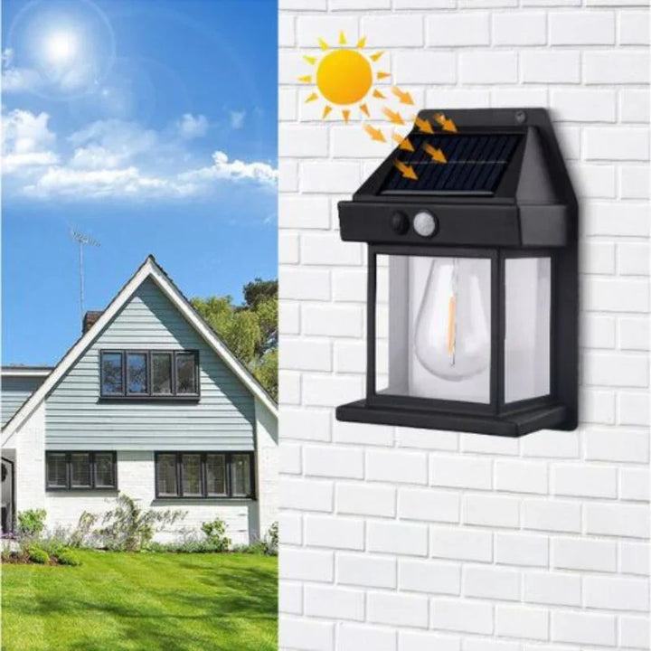 Solaris duurzame solar wandlamp, energiezuinige buitenverlichting op zonne-energie voor tuin en terras, weerbestendig.