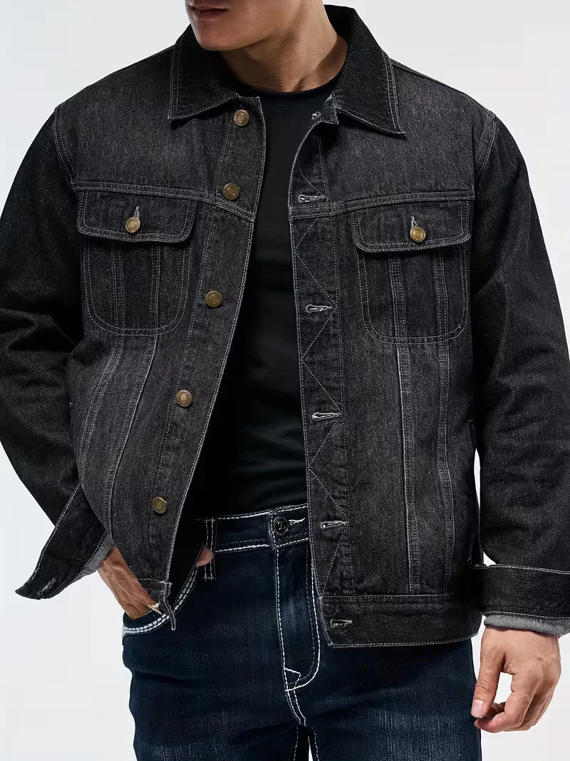 Lente/herfst heren spijkerjack met lange mouwen, ideaal voor gelaagdheid en casual comfort.