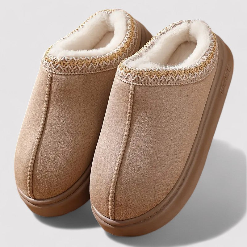 Antislip zool van de zachte pantoffels, zorgt voor veiligheid en stabiliteit op elke ondergrond.