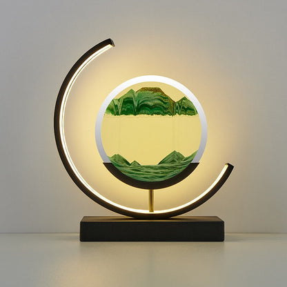 "3D zandschelp tafellamp met rustgevende zandpatronen, dynamische vormen en zachte LED-verlichting in modern acryl design."