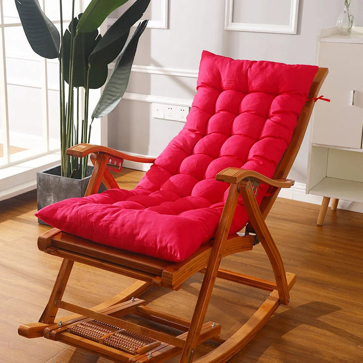 Luxe zitkussen voor schommelstoel, ergonomisch ontworpen voor diepe ontspanning.