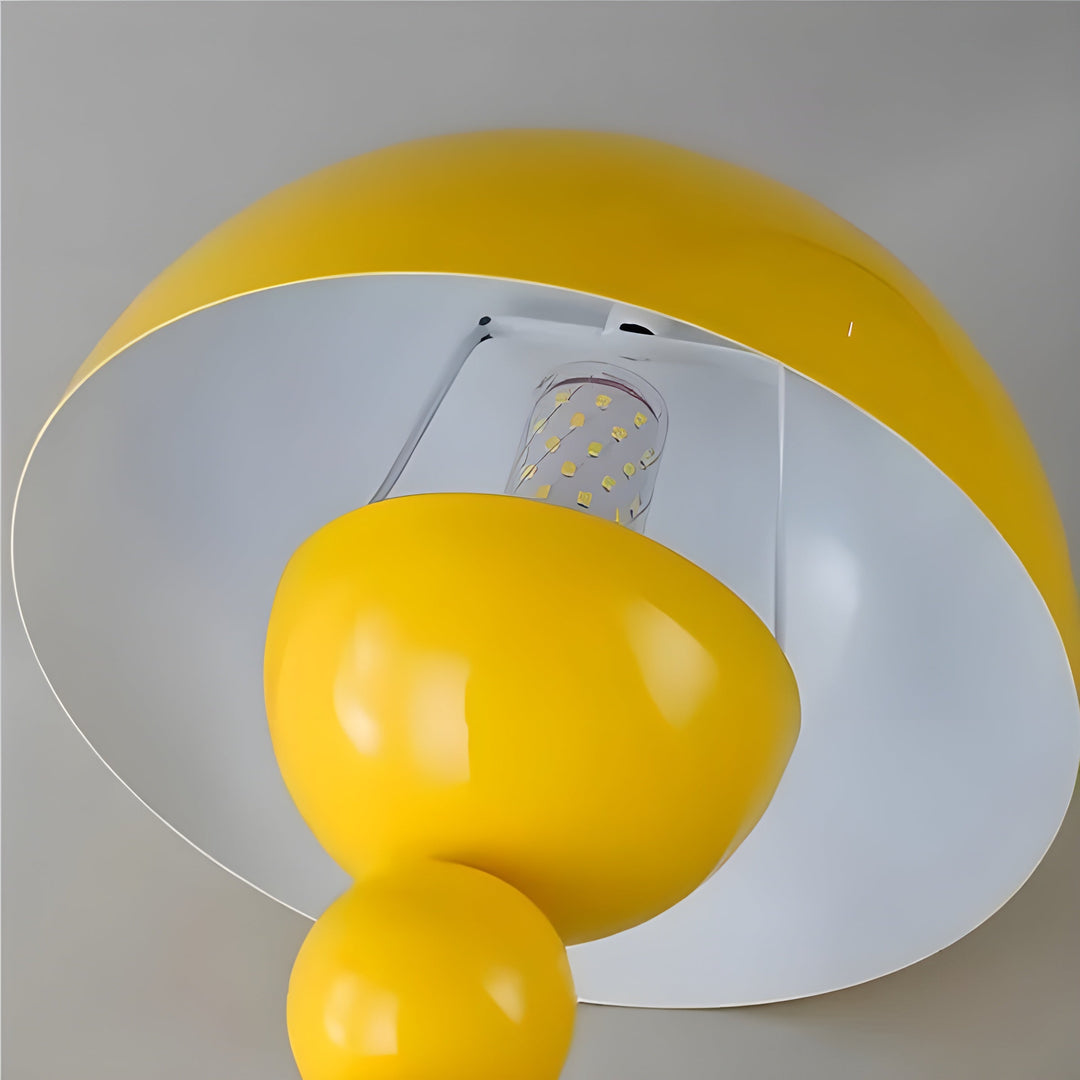 Verfijnde dimbare LED tafellamp; Scandinavisch design voegt stijl toe aan uw huis.