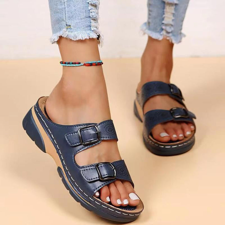 Gele dames sleehaksandalen, comfortabel en elegant, perfect voor grote maten en zomerse mode.