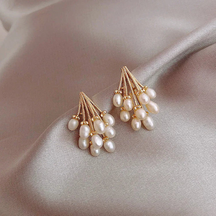 Dames 18K vergulde zilveren oorbellen met parelkwastjes, stijlvolle hypoallergene sieraden voor elke gelegenheid.