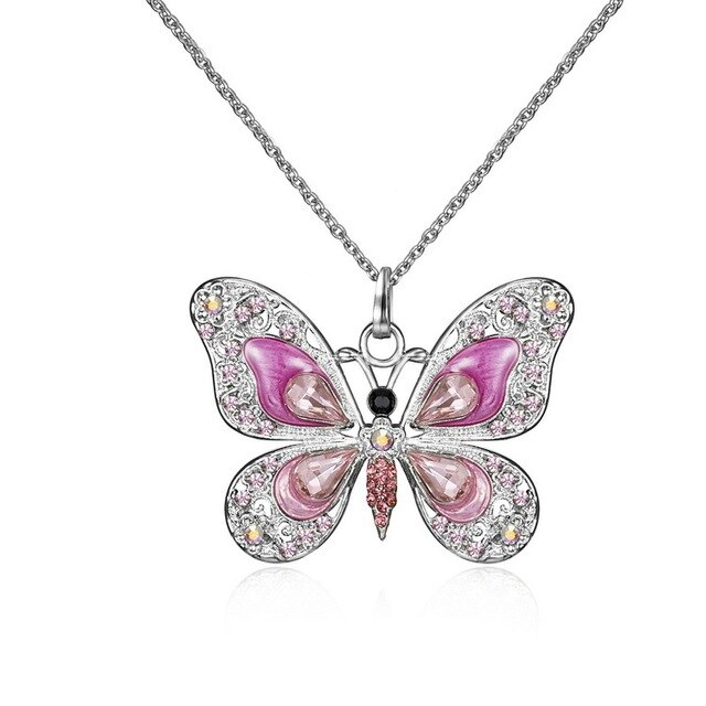 Zilverkleurige damesketting: vlinder hanger met diverse kristallen. Trendy cadeau idee.