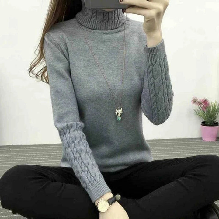 Zachte dames wintertrui: een gebreide coltrui met lange mouwen. Comfortabel & warm.