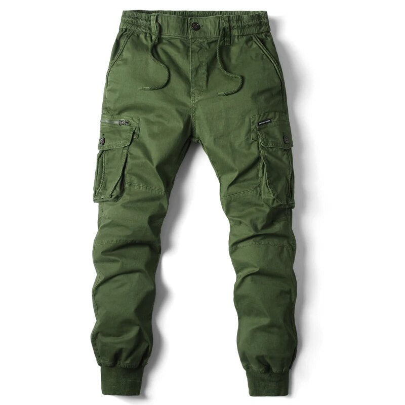 Veelzijdige heren joggingbroek met cargo zakken, perfect voor sport of ontspanning.