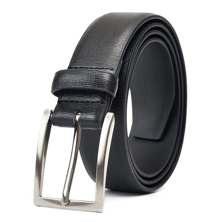 Klassieke heren leren riem met tijdloos design en hoogwaardige afwerking.