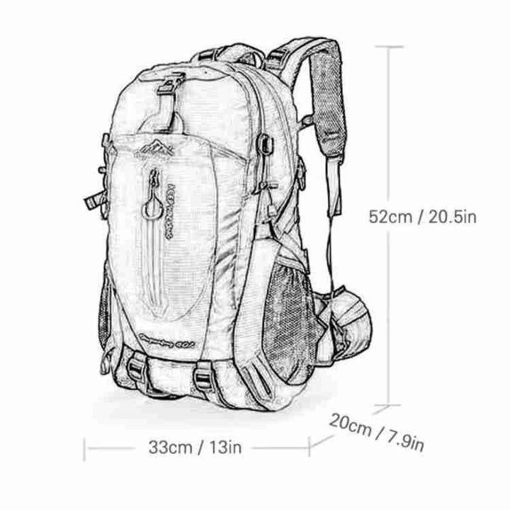 Detail van duurzaam, waterdicht materiaal van de 40L outdoor rugzak, beschermt spullen tegen regen.