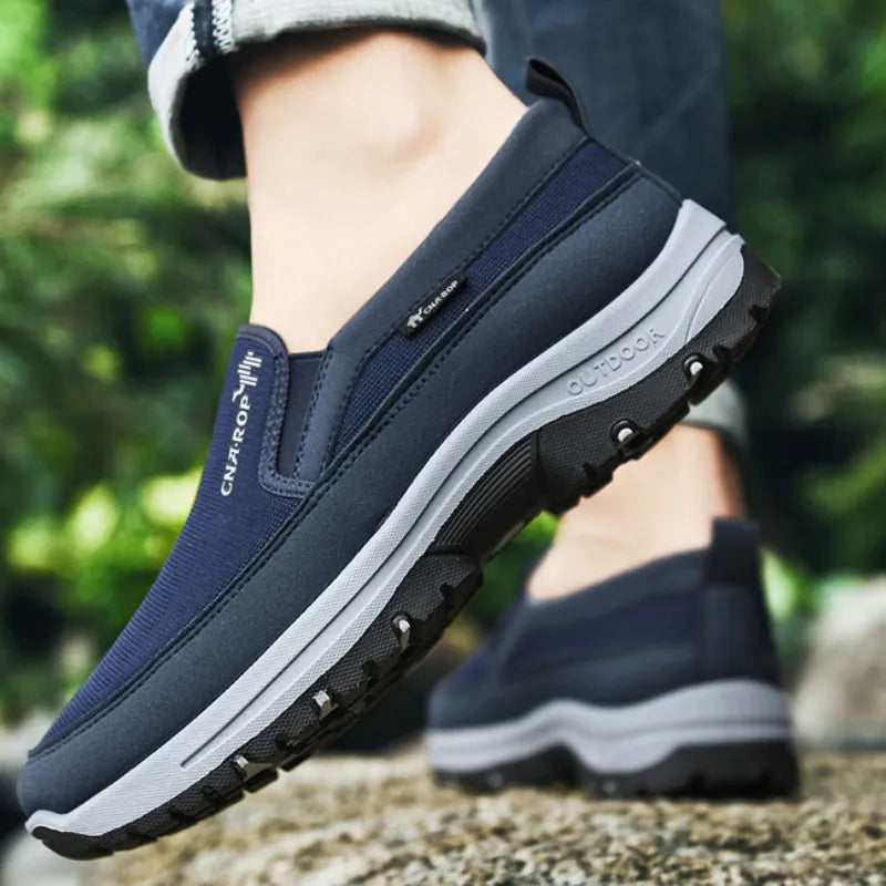 Veelzijdige orthopedische heren sneakers, geschikt voor zowel sport als casual wear.