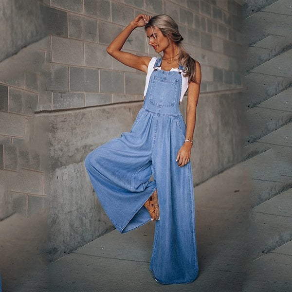 Grijze dames jumpsuit, stijlvol en veelzijdig, perfect voor een casual zomerlook.
