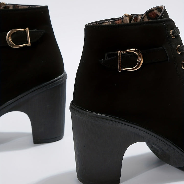 Detail van orthopedische Celesta dames enkellaarsjes; hoogwaardig materiaal en comfortabele afwerking.