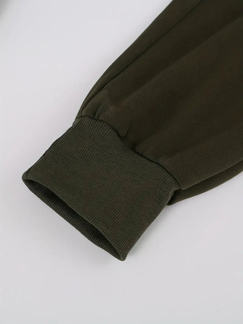 Veelzijdige Hoymans heren joggingsbroek, slim fit design. Perfect als sportbroek, vrijetijdsbroek of dagelijkse casual herenbroek.