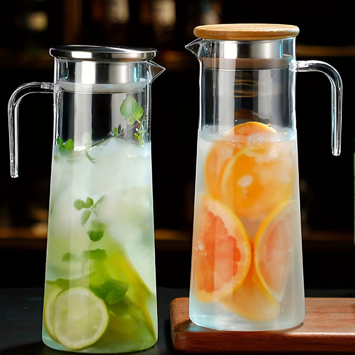 Luxe acryl waterkan met deksel, onbreekbaar; ideaal voor water, sap en zomerdrankjes in de keuken of tuin.