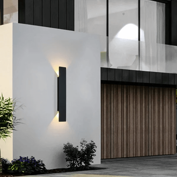 Stijlvolle LED buitenverlichting van aluminium, modern en waterdicht voor uw gevel.
