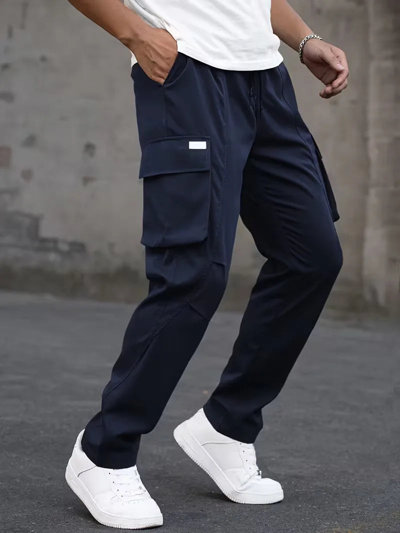 Koffie heren cargo broek, stijlvol en comfortabel, perfect voor casual dagen.