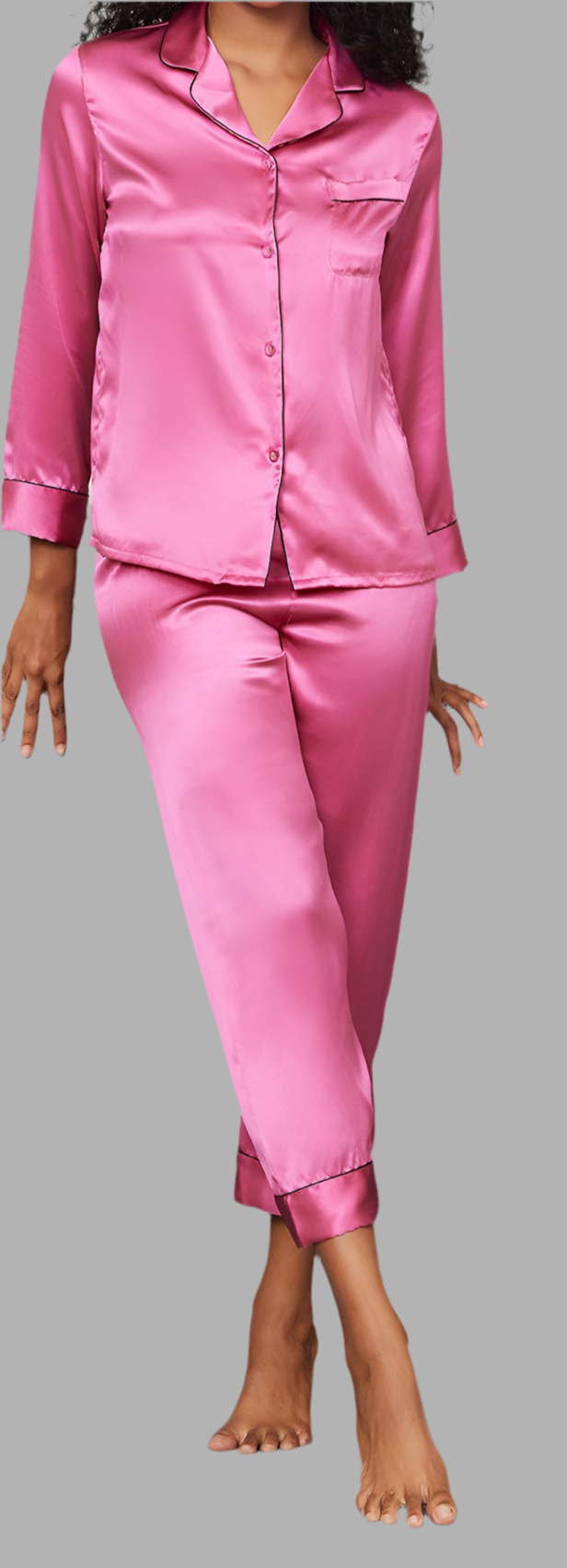 Ademende en luxe dames pyjama set van moerbei zijde; ideale nachtkleding voor een gezonde huid.