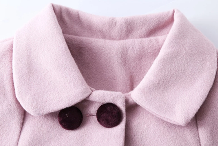 Trendy bruine kinderjas voor meisjes, een stijlvolle en comfortabele zomerjas.