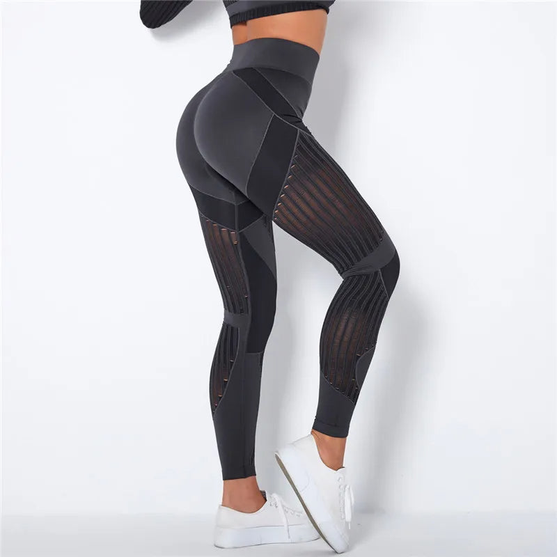 Naadloze sportlegging dames, corrigerend effect, perfect voor workouts. Gemaakt van stretchy polyester/spandex.