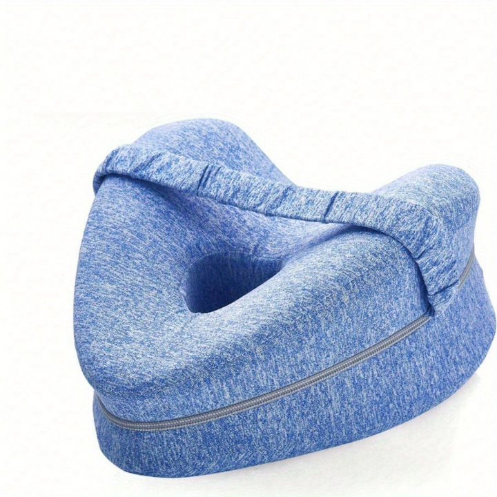 Comfortabel kniekussen plaatst benen ergonomisch; verlicht druk op heupen, knieën en rug voor betere slaap.
