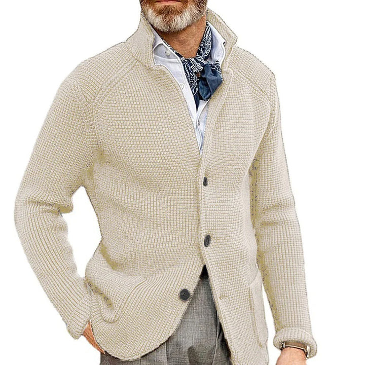 Warm gebreid heren wintervest met functionele zakken, perfect voor comfort en stijl in de kou.
