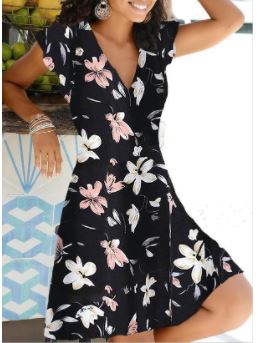 Dames zomerjurk met V-hals en kleurrijke bloemenprint, perfect voor casual zomerkleding.