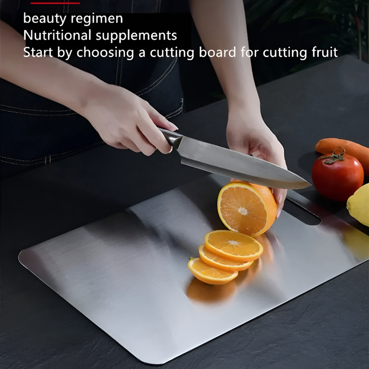 Titanium snijplank voor koken en bereiden. Zeer hygiënisch, roestvrijstaal-look en duurzaam voor langdurig gebruik.