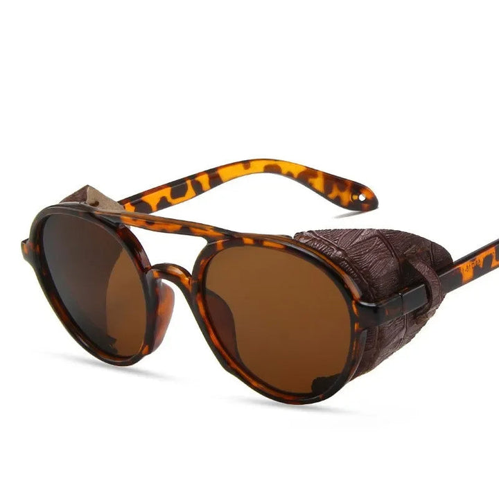 Heren accessoire: vintage ronde zonnebril in steampunk stijl. Biedt essentiële UV-bescherming en trendy look.