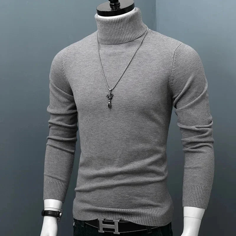 Comfortabele heren coltrui slim-fit, essentieel voor trendy wintergarderobe.