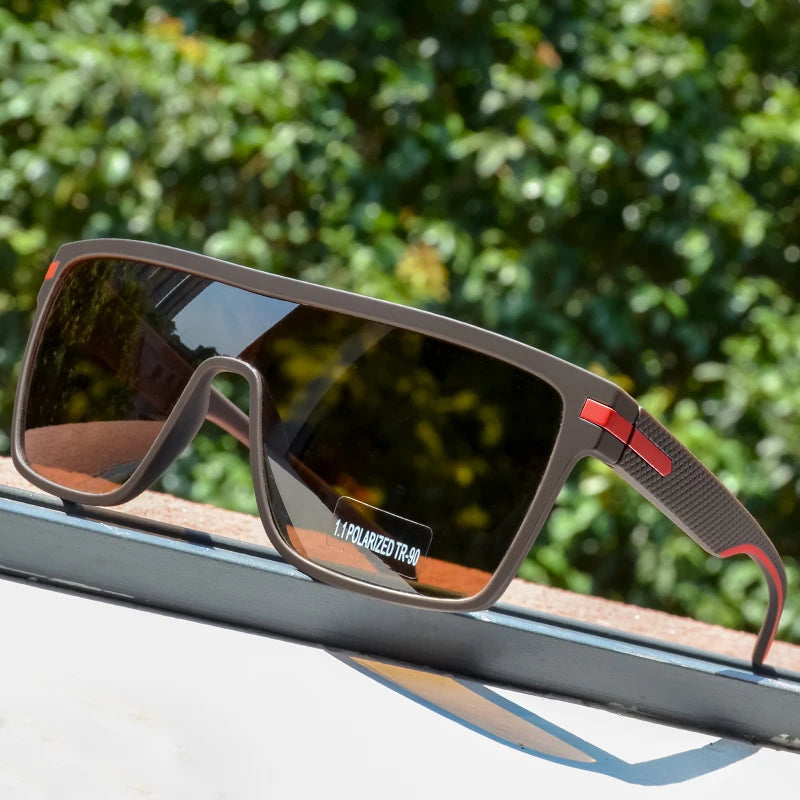 Robuuste heren vierkante zonnebril, perfect voor bescherming tegen felle zon en UV400.
