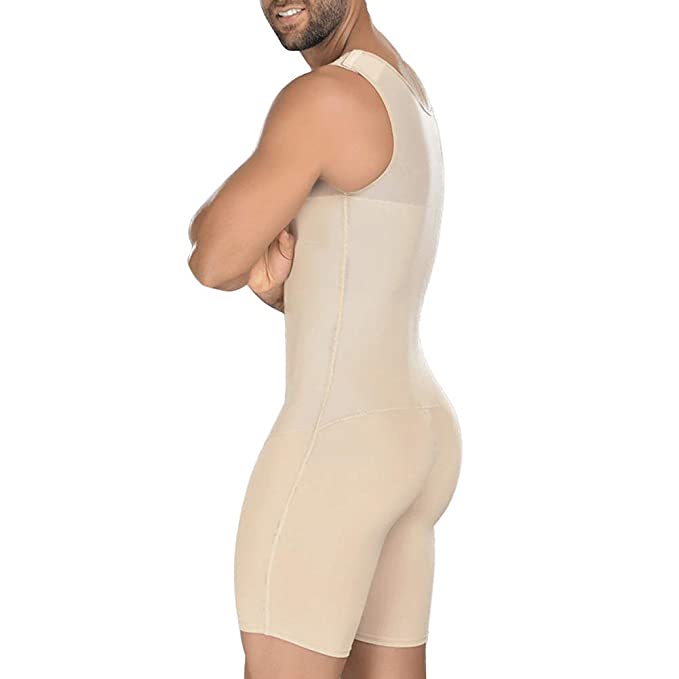 Comfortabele beige heren compressie onderkleding. Deze corrigerende body shaper is perfect voor activewear.