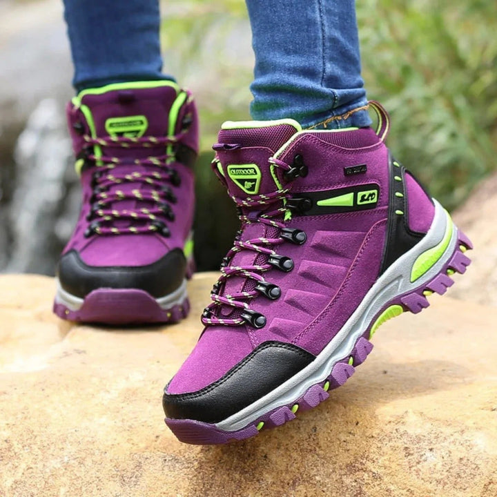 Dames wandelschoenen met comfort en grip, ideaal voor elk avontuur. Stevige outdoor schoenen voor wandelcomfort.
