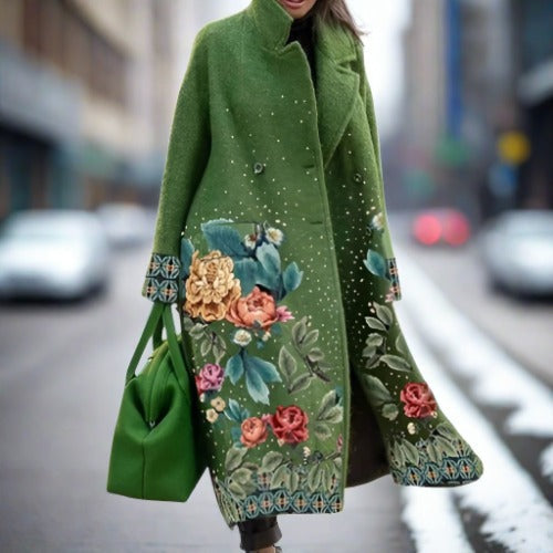 Dames winterjas Maren met moderne, getailleerde pasvorm. Stijlvol & elegant voor wintermode.