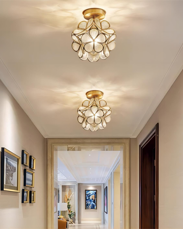 Elegante plafondlamp 'Bloem', decoratieve verlichting voor gang en hal.