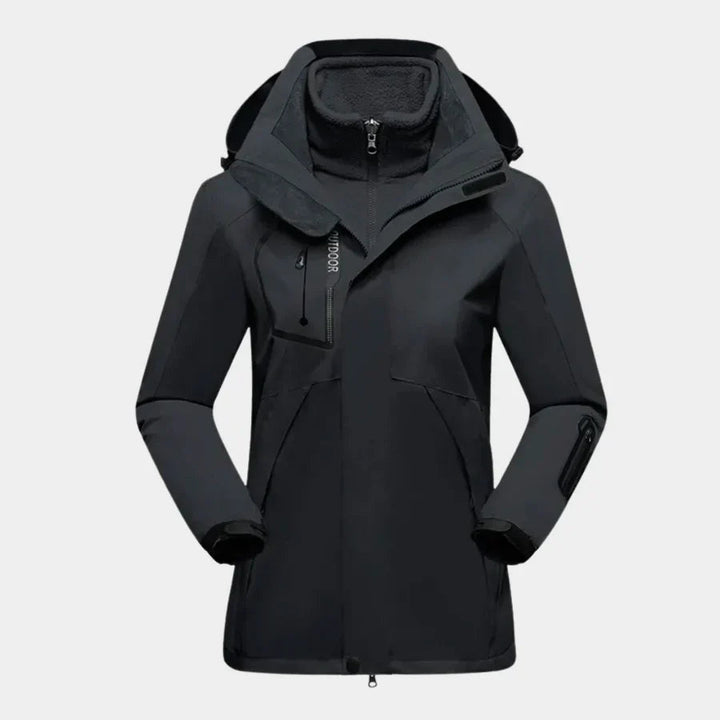 Sportieve dames outdoor winterjas, waterdicht en warm. Geschikt voor wandelen en winteractiviteiten.