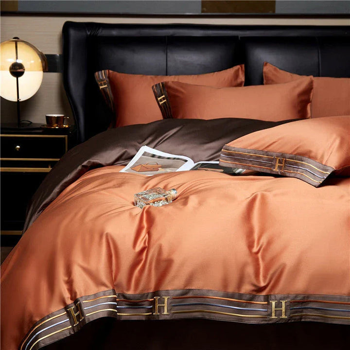 Comfortabel OpulenceSleep satijnen beddengoed; zacht en luxe voor een goede nachtrust.