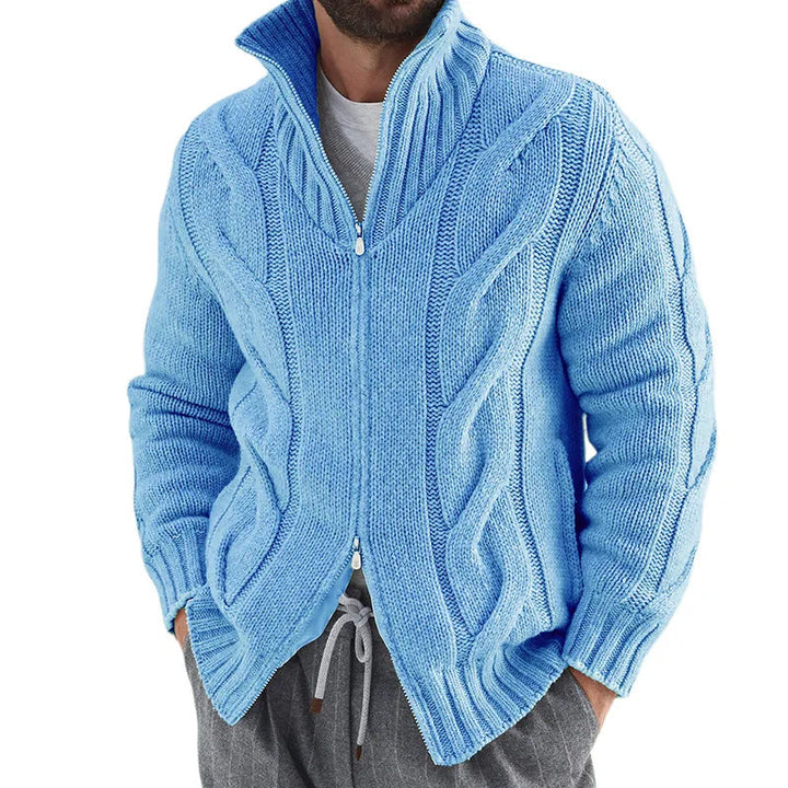 Heren gebreid vest met hoge kraag en ritssluiting, warm en stijlvol voor winter.