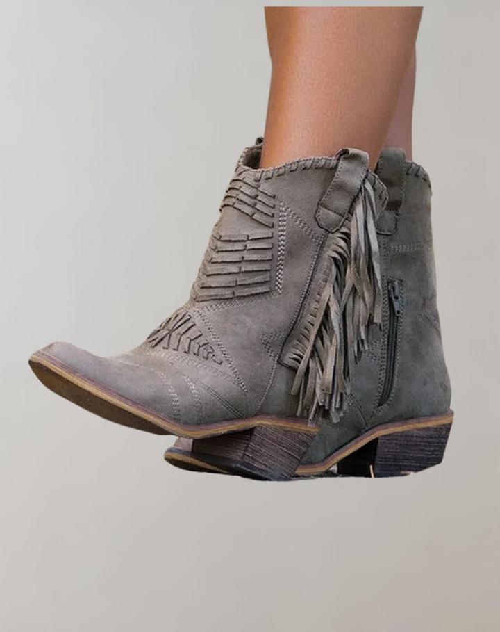 Dames Kwastjes Laarzen Selena, zwart, met trendy kwastjesdetail en comfortabele pasvorm voor elke dag.