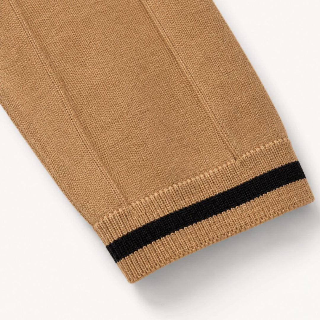 Witte heren polo met korte rits en klassieke kraag; frisse, comfortabele lente/zomer mode.