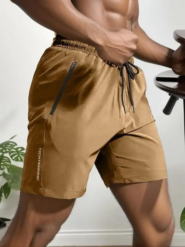 Casual heren zomershort met hoge taille en letterprint, geschikt voor vakantie en zomerse dagen.