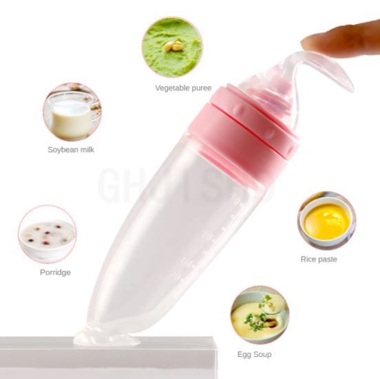 Multifunctionele speenfles van BPA-vrij siliconen met lepel voor veilige en hygiënische babyvoeding. Fles voor kind.