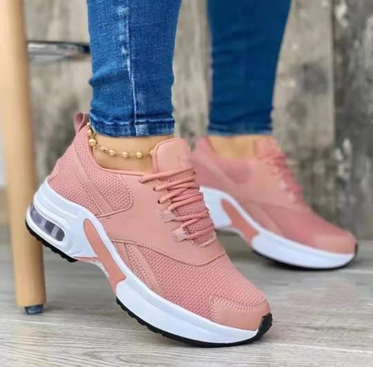 Comfortabele roze dames sneakers, perfect voor dagelijks gebruik. Machinewasbaar en stijlvol voor vrouwen.
