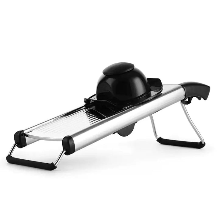 Ergonomische PrecisionSlice mandoline van roestvrij staal, veilig en snel voor alle snijtaken.