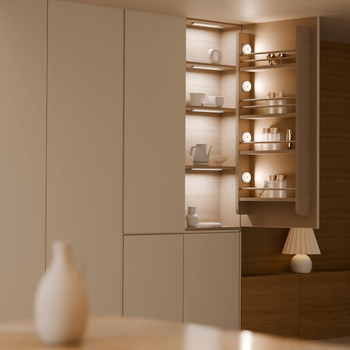 Praktische draadloze LED spotlamp voor heldere keukenverlichting of onderbouw verlichting.