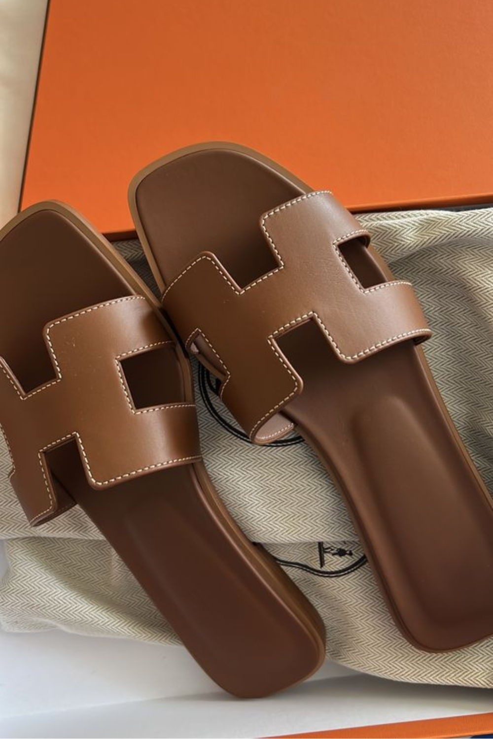 Hoogwaardige dames zomer slippers, elegant en comfortabel, een must-have voor modieuze casual kleding.