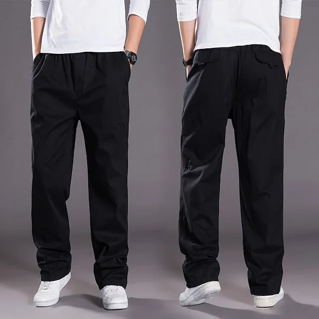 Comfortabele heren vrijetijdsbroek: katoenen cargobroek met elastische taille voor een casual look.